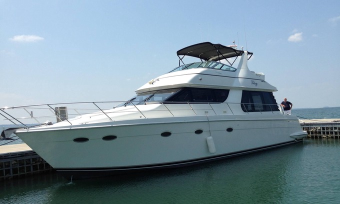 Playa Mujeres Boat Rental | Experience Trilogy on the Sea: Yacht Cruises & Ocean Views