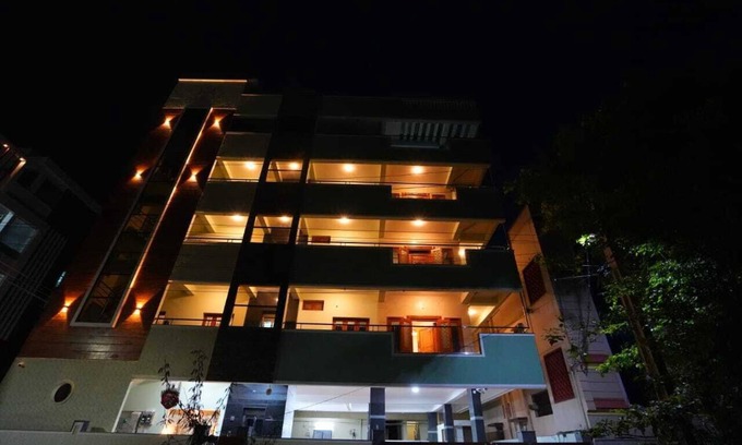 Tirupati Apartment | Trimukha homestay