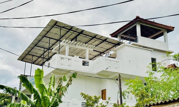 Trincomalee House | Trinco Town Family Guest House 4-bedroom house in charming Trincomalee with AC,