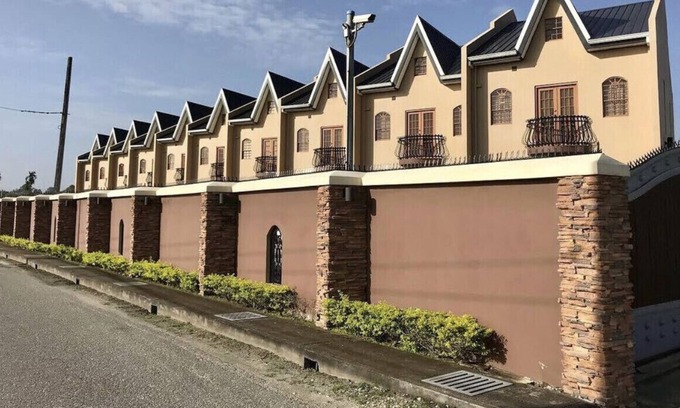 Piarco House | Trinidad Tobago House: Child-Friendly Getaway Awaits