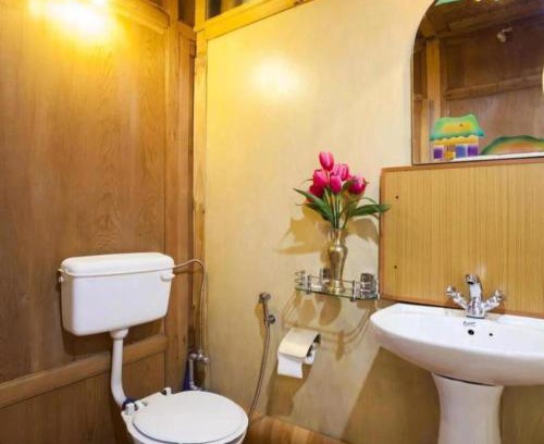 Brein Apartment | Discover Trinity Palace: Family-Friendly & Pet Welcoming Stay