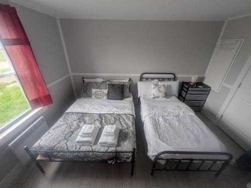 Glace Bay Bed & Breakfast | Triple Bedroom
