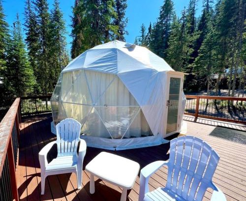 West Glacier Resort | Pet-Friendly Retreat at Triple Gs Resort - Geodome 14