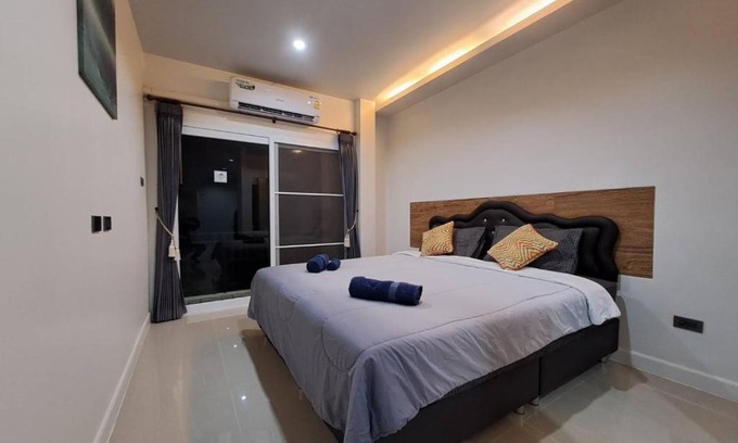 Choeng Thale Hotel | Budget-Friendly Stay at Triple J Hometel with Breakfast