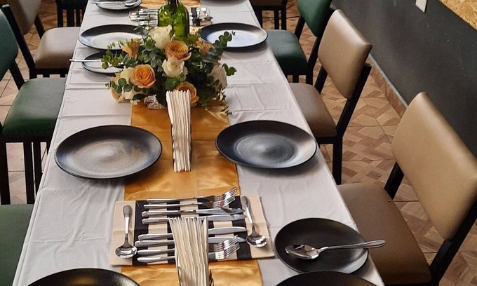 Nairobi Bed & Breakfast | Cozy TripleTwo Loresho Inn: Family-Friendly with Dining