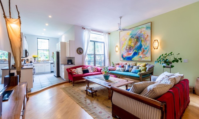 Central Park North House | Family-Friendly Duplex in Harlem with Pool & Spa Access