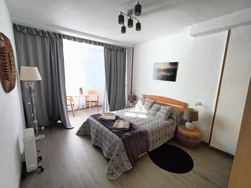 Rianxo House | Discover Trisquel Rianxo: Family-Friendly Retreat with 9.2 Rating