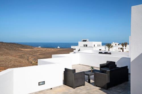 La Santa House | Discover Tritón 6: Kid-Friendly Retreat with Top Reviews