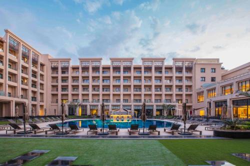 New Cairo Hotel | Indulge at Triumph Luxury Hotel - 5-Star Oceanfront Escape