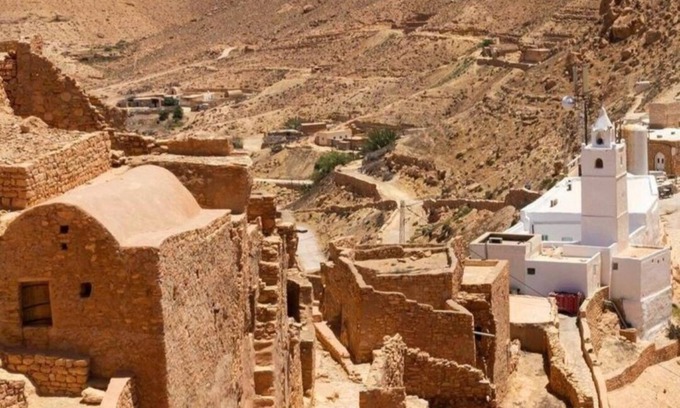 Tataouine North Hotel | TROGLODYTIC RESIDENCE KENZA-CHENINI