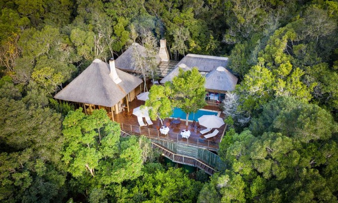 Die Barakke Bed & Breakfast | Relax at Trogon House and Forest Spa: Top Amenities Await