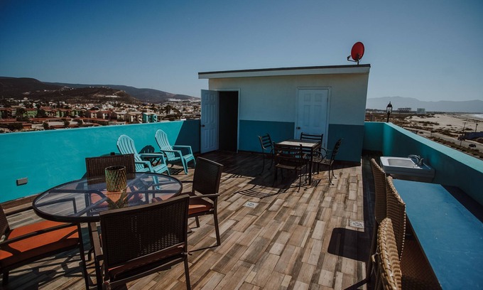 Ensenada Apartment | Cozy Trojan House Blue Suite with Oceanfront Pool Access