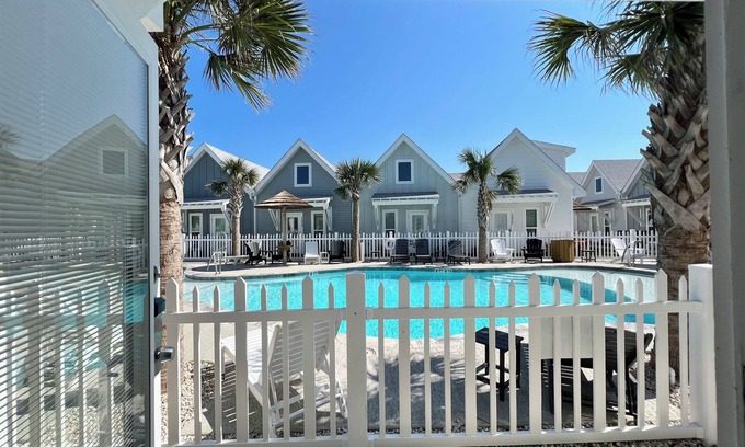 North Beach House | Experience Tropical Bliss with Family-Friendly Amenities