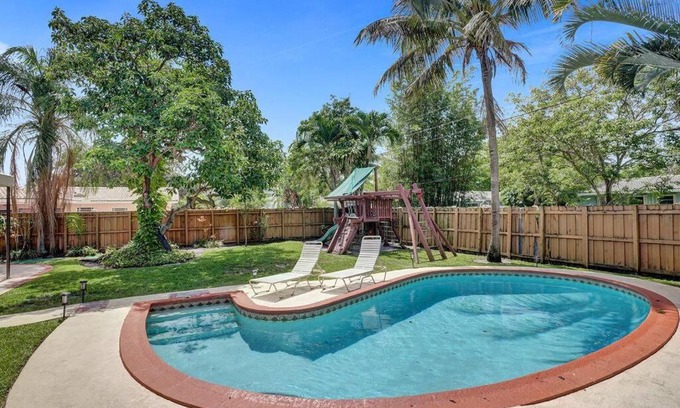 Deerfield Beach Villa | Relaxing Tropical Oasis with Heated Pool & Ocean Views