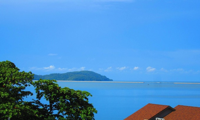 Kuala Teriang Apartment | Tropical Paradise Retreat in Langkawi Furnished
