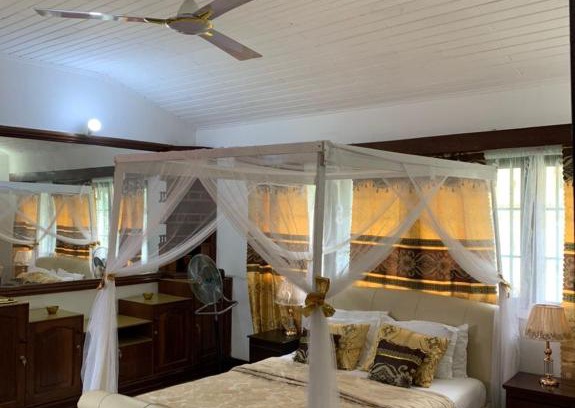 Accra Bed & Breakfast | Discover Tropical Quest B&B: Pool, Breakfast & More!