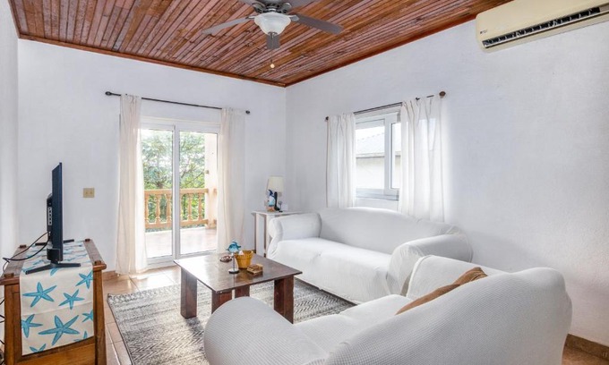 West End Apartment | Tropical Sunset at Sunset Villas in West End