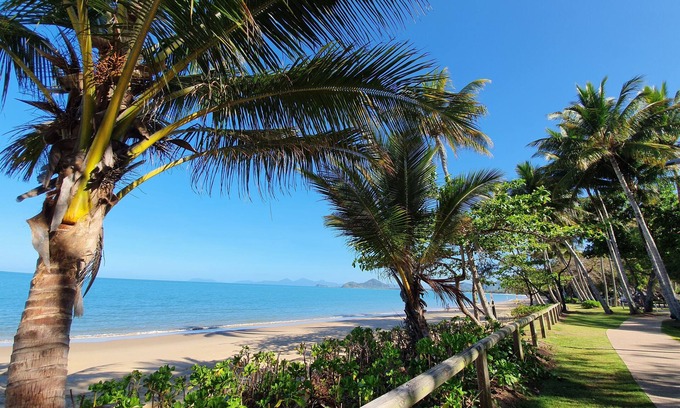 Palm Cove Apartment | Modern Retreat with Private Garden Steps from the Beach