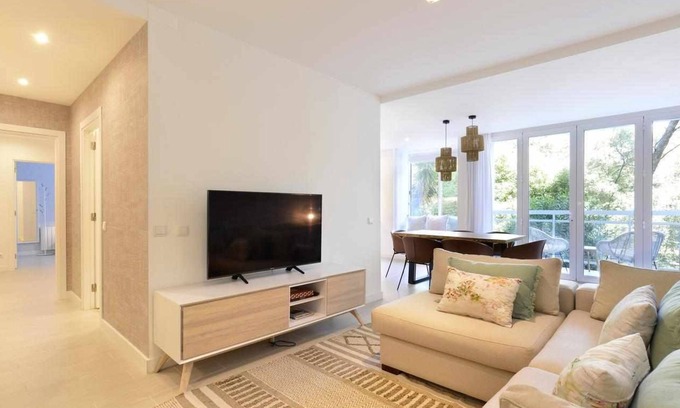 Quinta da Marinha Apartment | Top-Rated Tropical View Cascais - Oceanfront Bliss Awaits