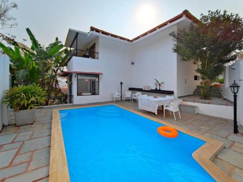 Britona Villa | Discover Tropical Woods: 7BR Villas with Private Pool
