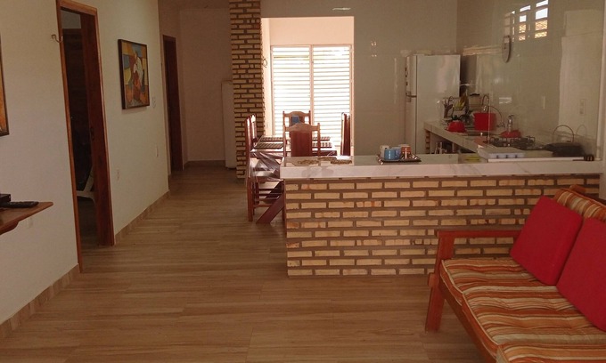 Flecheiras House | Beach House Retreat: 3 Bedrooms with Ocean View & Pet Friendly