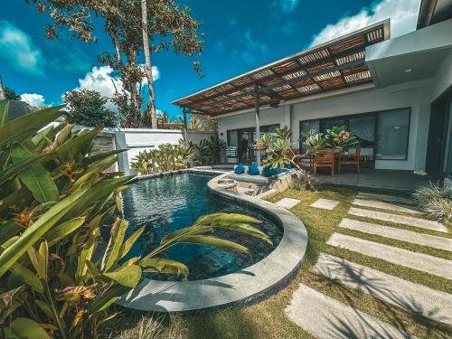 Selong Belanak Resort | Discover Tropik Resort Lombok: Oceanfront Bliss Awaits
