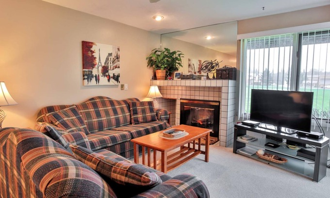 Harbor Springs Condo | Cozy Trout Creek Condos in Harbor Springs, Michigan