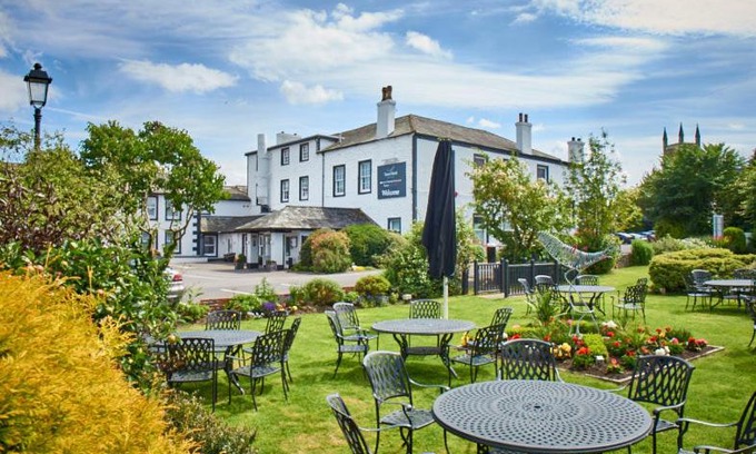 Cockermouth Hotel | Trout Hotel: Guest Rated 9/10 with Family-Friendly Amenities