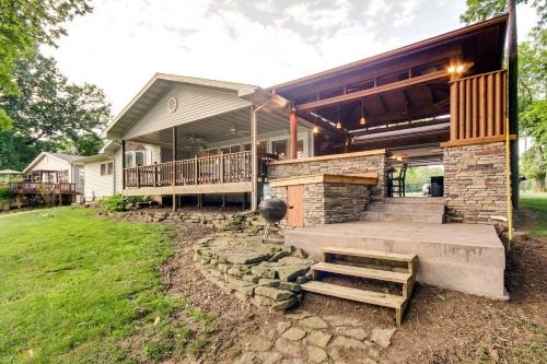 Cotter House | TroutFest Anglers Retreat: Perfect Family Getaway by White River