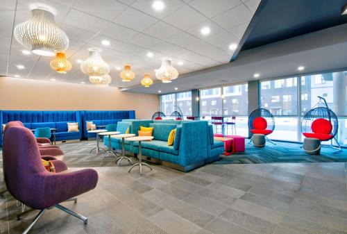 Ashburn Hotel | Experience Tru By Hilton Ashburn: Family-Friendly Amenities
