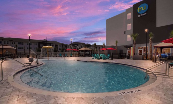 Indian Bayou Hotel | Top-Rated Stay at Tru By Hilton Destin for Families