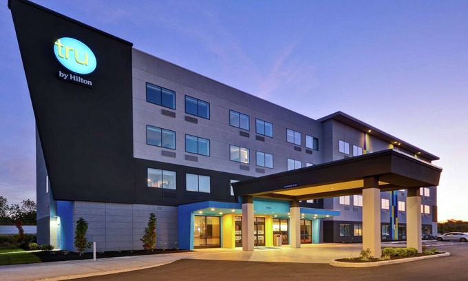 Huber Heights Hotel | Eco-Friendly Comfort at Tru by Hilton Huber Heights