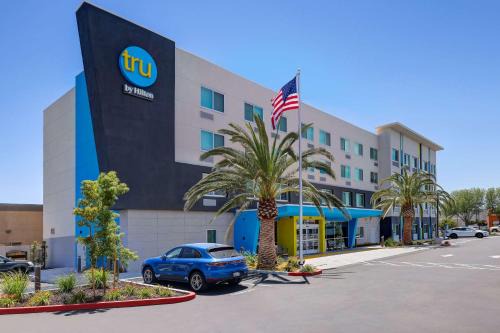 Lathrop Hotel | Family-Friendly Stay at Tru By Hilton Lathrop, Rated 8.4/10