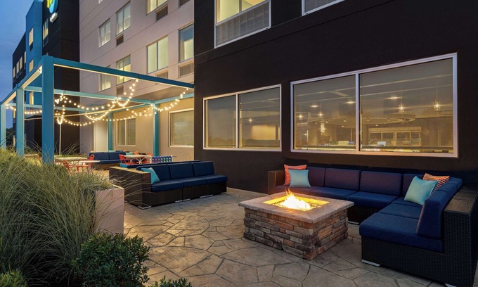 Martinsburg Hotel | Top-Rated Tru By Hilton Martinsburg with Family-Friendly Amenities