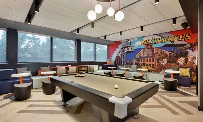 St. Charles Hotel | Modern Stay at Tru by Hilton St. Charles, MO - Pool & Breakfast