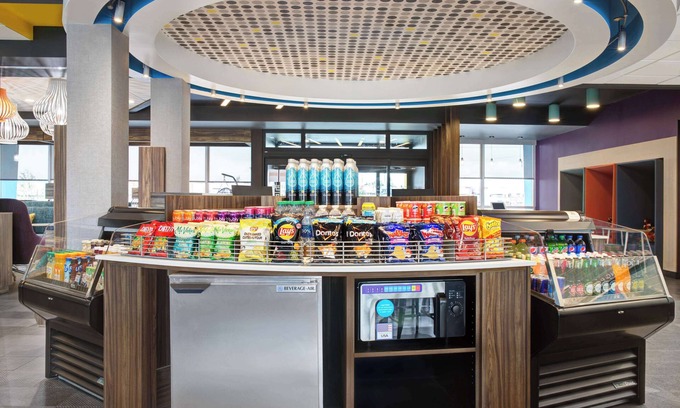 Mississauga Hotel | Eco-Friendly Comfort at Tru By Hilton Toronto Airport West
