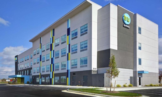 Winchester Hotel | Discover Tru By Hilton Winchester: Rated 8.6, Pet Friendly Stay