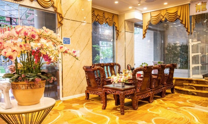 Binh Tan Hotel | Cozy Truc Huyen Hotel: Family-Friendly & Accessible Stay