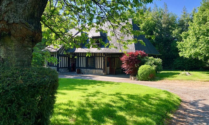 Beuzeville House | Discover True Norman Wine Press: Pet-Friendly Ocean View Retreat