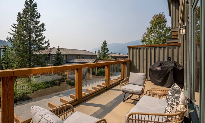 Nordic Estates House | Premier Ski In/Out Retreat with Private Hot Tub & Views