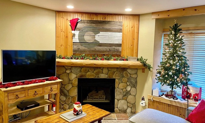 Peak 8 Condo | Ultimate Ski-in Ski-Out Retreat with Hot Tubs & Fireplaces