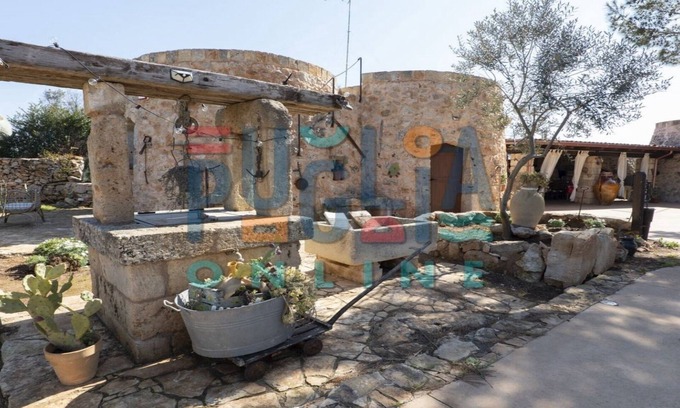 Capilungo House | Inviting Trulli in Villa Kingdom of Heaven with Pool