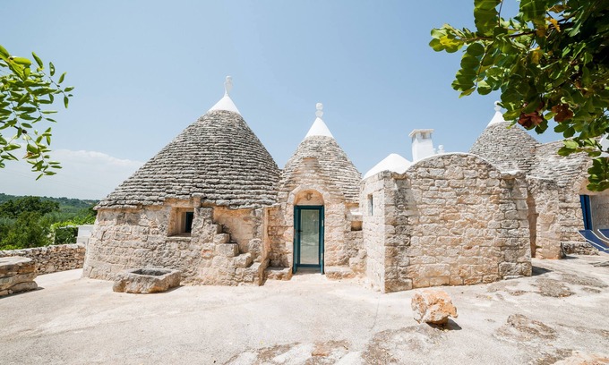 Ostuni Villa | Guest Rated 10/10: Experience Trulli Tre Casiedde Stay