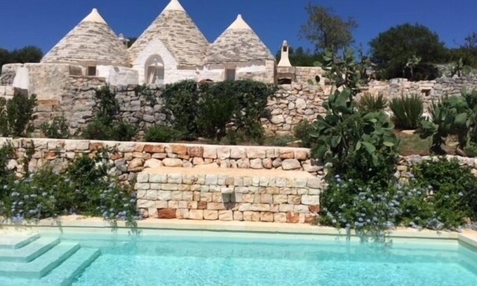 Ostuni Villa | Experience Relaxation at Trullo Là Là with Private Pool