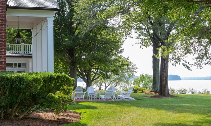 James Monroe House | Unique Riverfront Cottages with Pool, Beach & Gardens