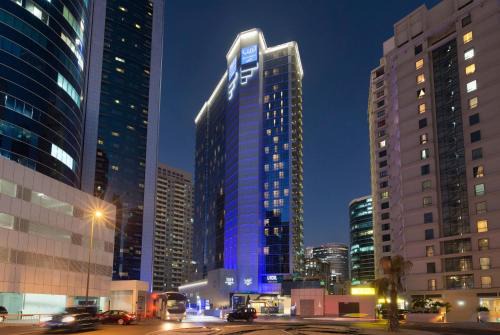 Barsha Heights Hotel | Enjoy Oceanfront Bliss at TRYP by Wyndham Dubai