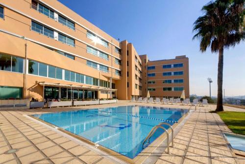 Matosinhos Hotel | Cozy TRYP by Wyndham Porto Expo Hotel with Ocean View