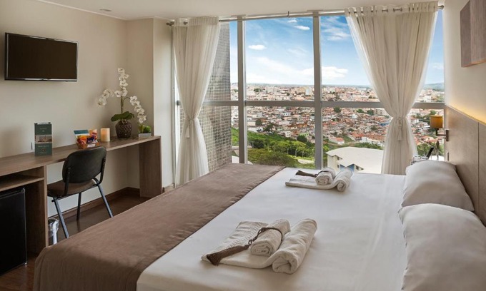 Centro Hotel | Relax at Tryp by Wyndham Varginha Cafe Royal - Pet Friendly