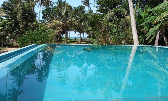 Kathaluwa Villa | Beautiful TS2W Design Bungalow with Oceanfront Views