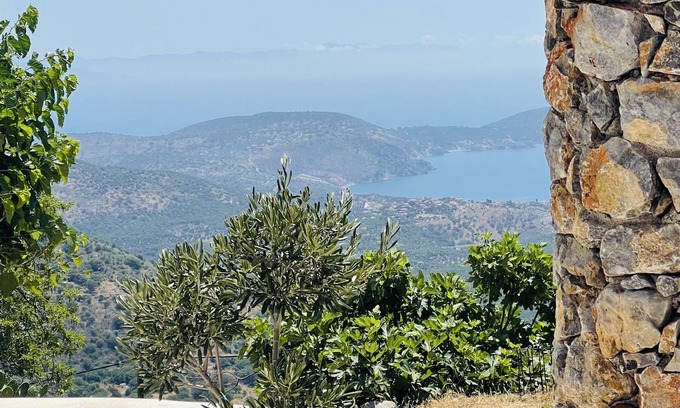 East Mani Villa | Experience Tserova Rocks - Cozy Villa with Panoramic Views